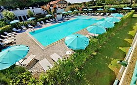 Apartments In Residence In Vada With Swimming Pool 450 Meters From The Sea