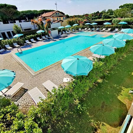 Apartments In Residence In Vada With Swimming Pool 450 Meters From The Sea Exteriér fotografie